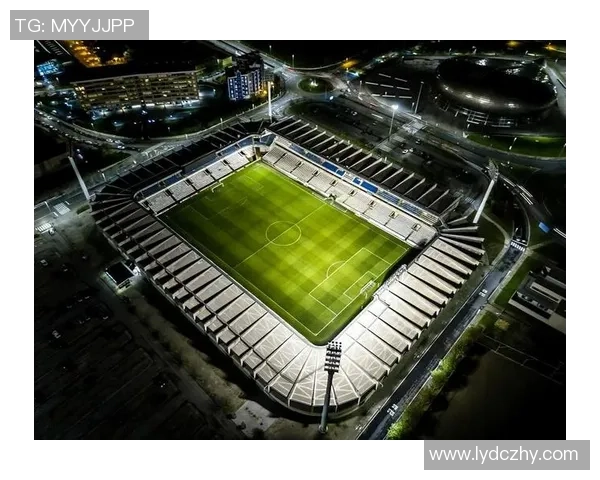 日本足球明星18号的传奇故事与他在绿茵场上的辉煌成就