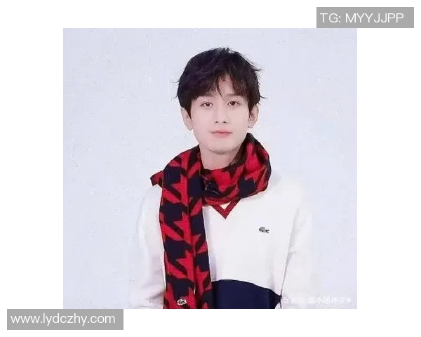 足球明星喜结良缘粉丝泪洒现场心碎不已